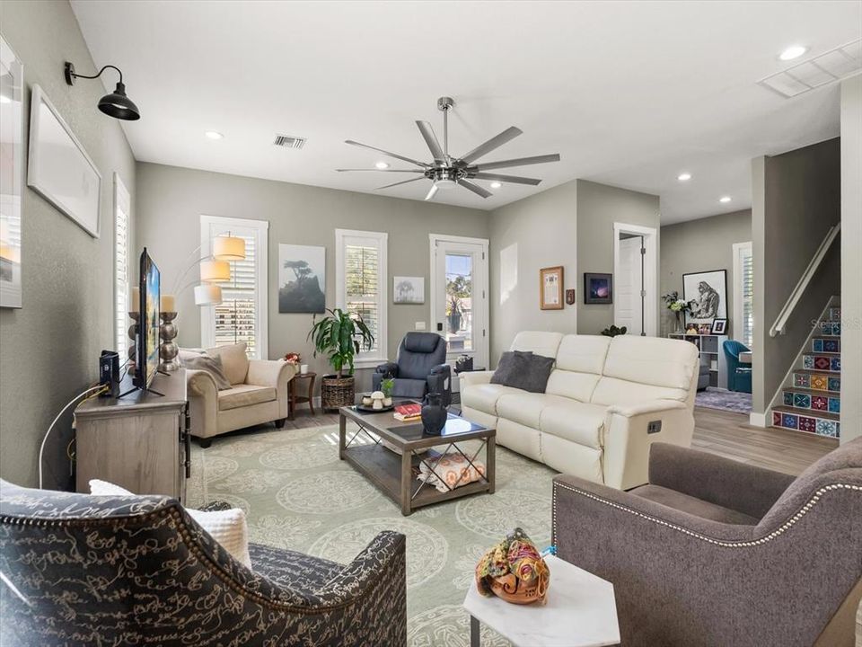 En Venta: $775,000 (3 camas, 2 baños, 2172 Pies cuadrados)