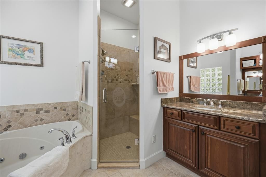 待售: $625,000 (4 贝兹, 3 浴室, 2900 平方英尺)