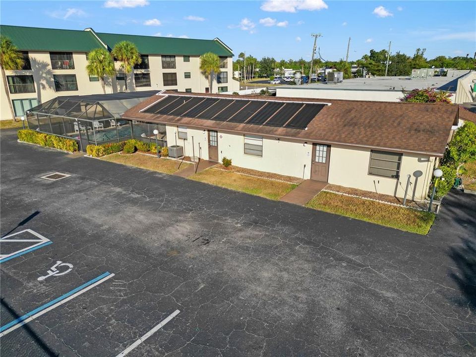 待售: $155,000 (2 贝兹, 2 浴室, 1044 平方英尺)