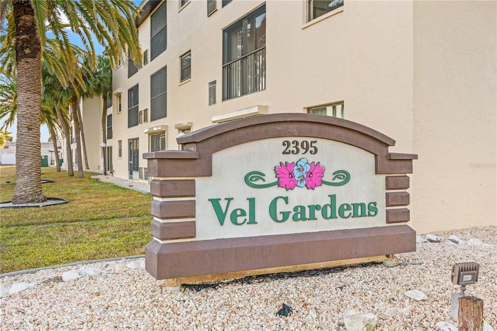 待售: $155,000 (2 贝兹, 2 浴室, 1044 平方英尺)