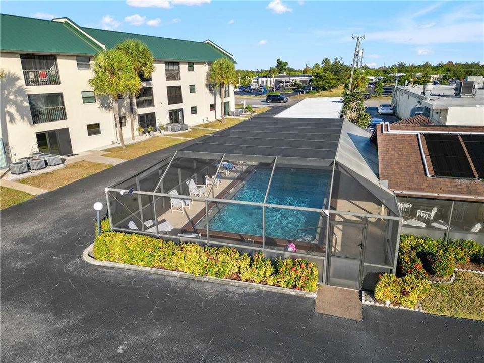 待售: $155,000 (2 贝兹, 2 浴室, 1044 平方英尺)