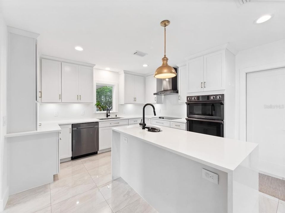 待售: $545,000 (3 贝兹, 2 浴室, 1854 平方英尺)