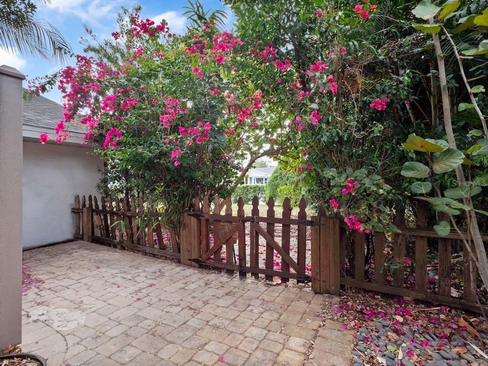 待售: $545,000 (3 贝兹, 2 浴室, 1854 平方英尺)