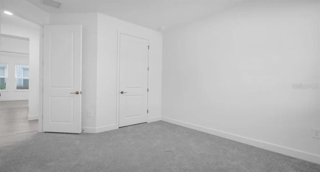 Active With Contract: $497,474 (3 beds, 2 baths, 2055 Square Feet)