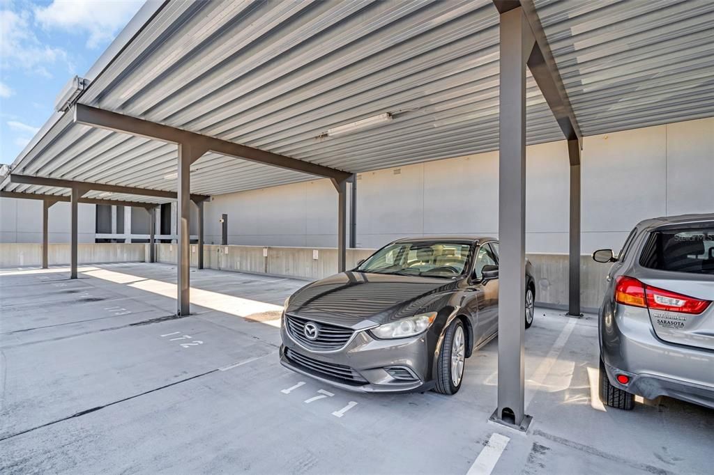 For Sale: $574,900 (2 beds, 2 baths, 1162 Square Feet)