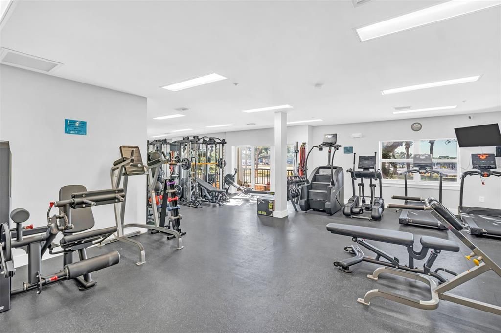 For Sale: $574,900 (2 beds, 2 baths, 1162 Square Feet)