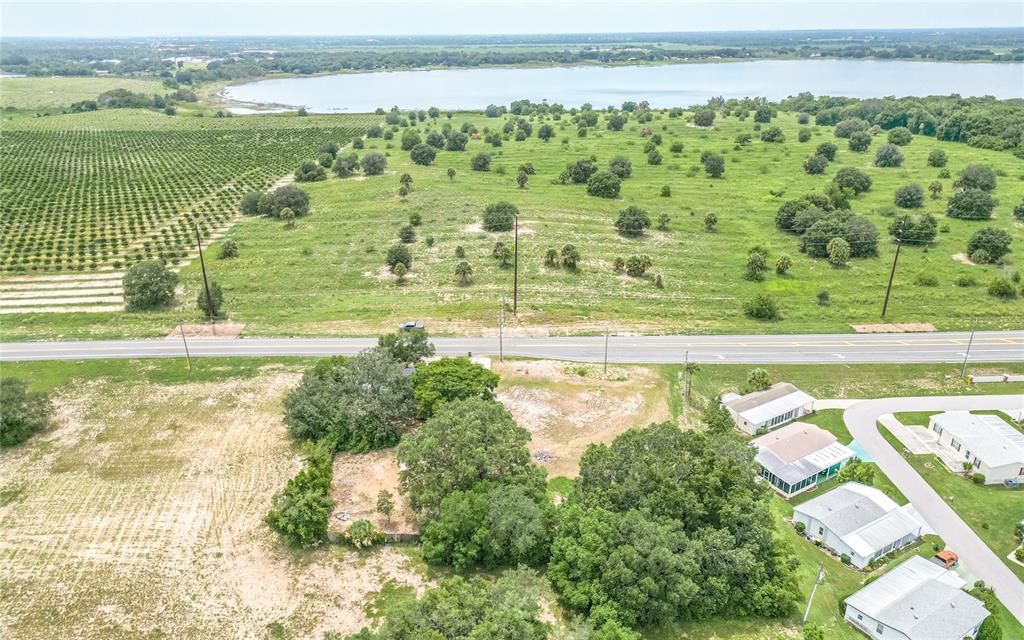 На продажу: $225,000 (3 спален, 2 ванн, 1281 Квадратных фут)