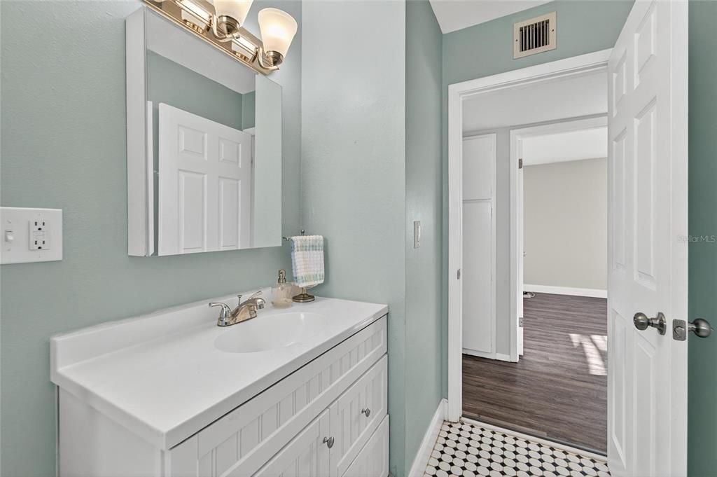 En Venta: $210,000 (2 camas, 1 baños, 1473 Pies cuadrados)