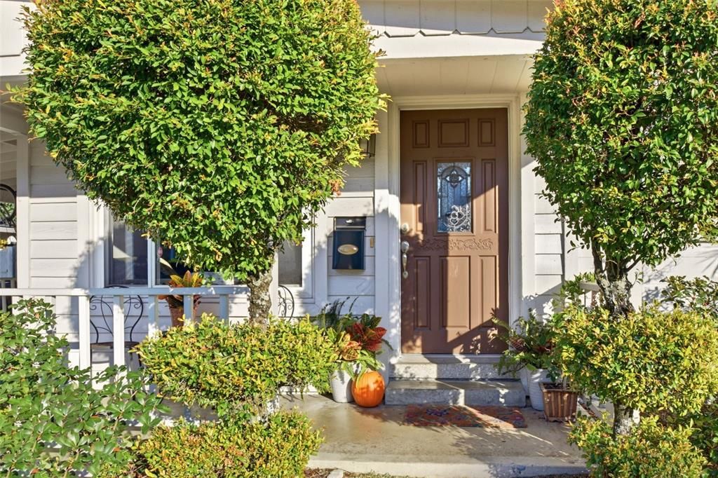 Под контрактом: $425,000 (3 спален, 1 ванн, 1050 Квадратных фут)