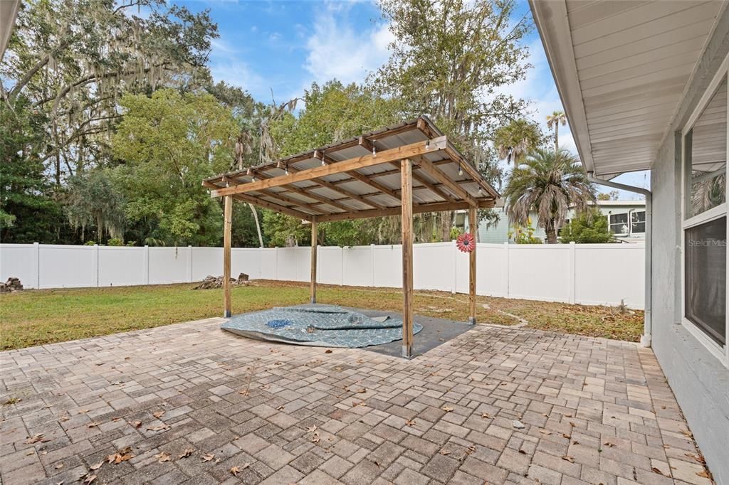 For Sale: $345,000 (2 beds, 2 baths, 1640 Square Feet)