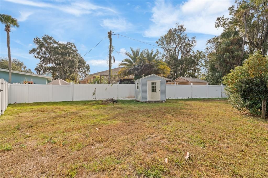 For Sale: $345,000 (2 beds, 2 baths, 1640 Square Feet)