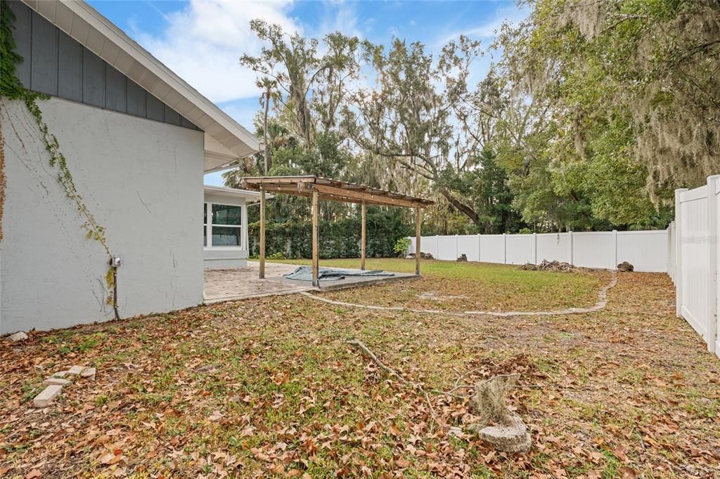 For Sale: $345,000 (2 beds, 2 baths, 1640 Square Feet)