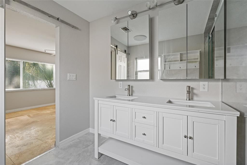 For Sale: $345,000 (2 beds, 2 baths, 1640 Square Feet)