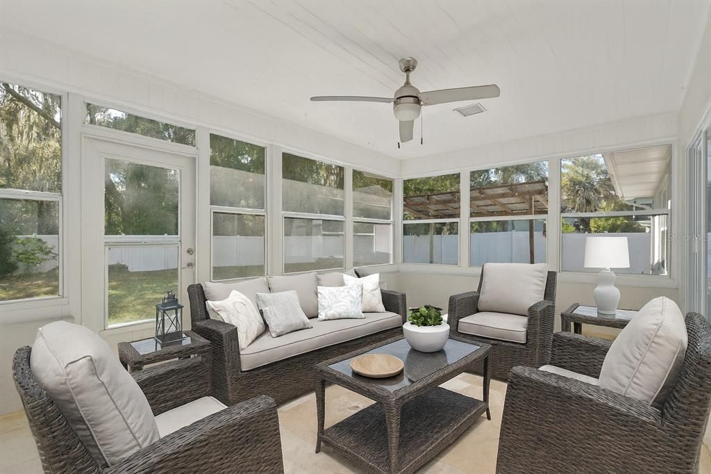 For Sale: $345,000 (2 beds, 2 baths, 1640 Square Feet)