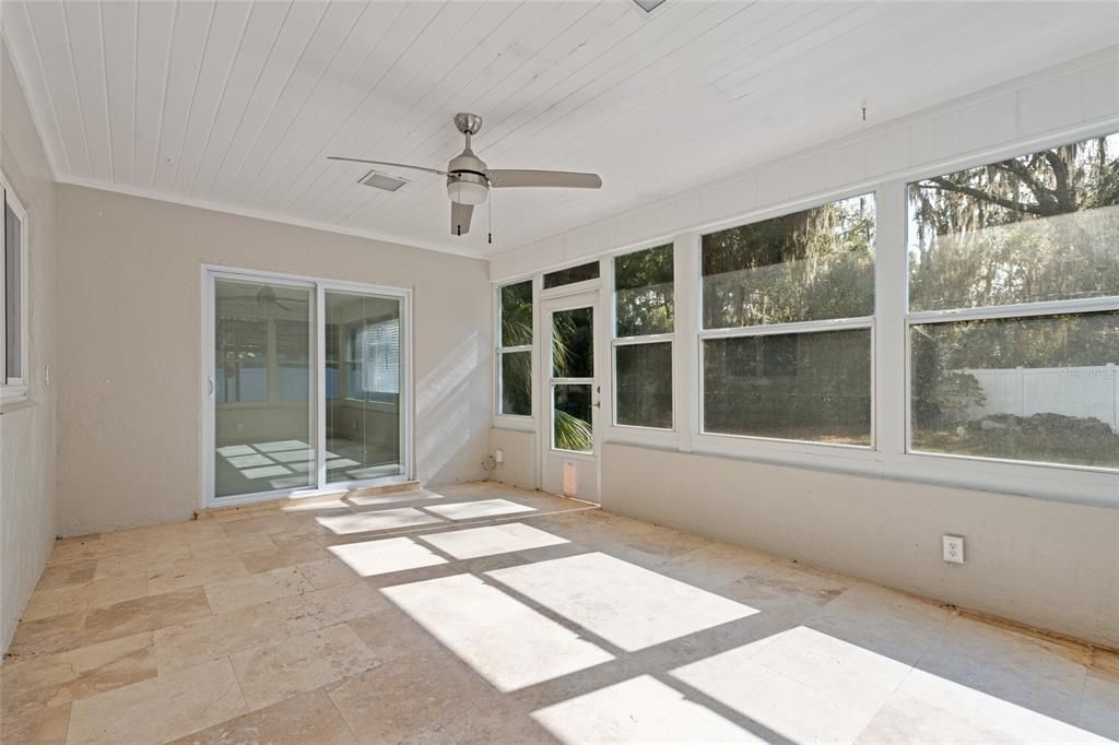 For Sale: $345,000 (2 beds, 2 baths, 1640 Square Feet)