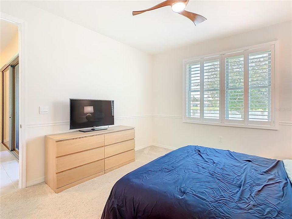 待售: $350,000 (2 贝兹, 2 浴室, 1646 平方英尺)