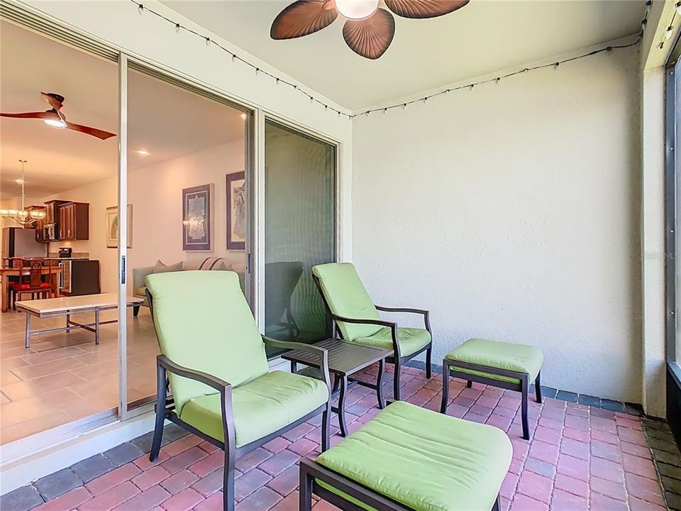 待售: $350,000 (2 贝兹, 2 浴室, 1646 平方英尺)