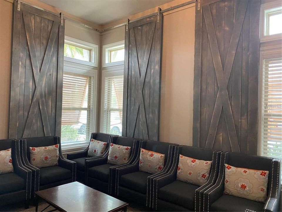 待售: $350,000 (2 贝兹, 2 浴室, 1646 平方英尺)