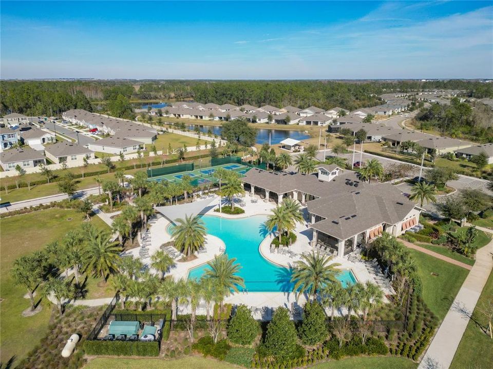 待售: $350,000 (2 贝兹, 2 浴室, 1646 平方英尺)