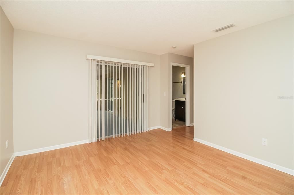 For Rent: $2,640 (4 beds, 2 baths, 1508 Square Feet)