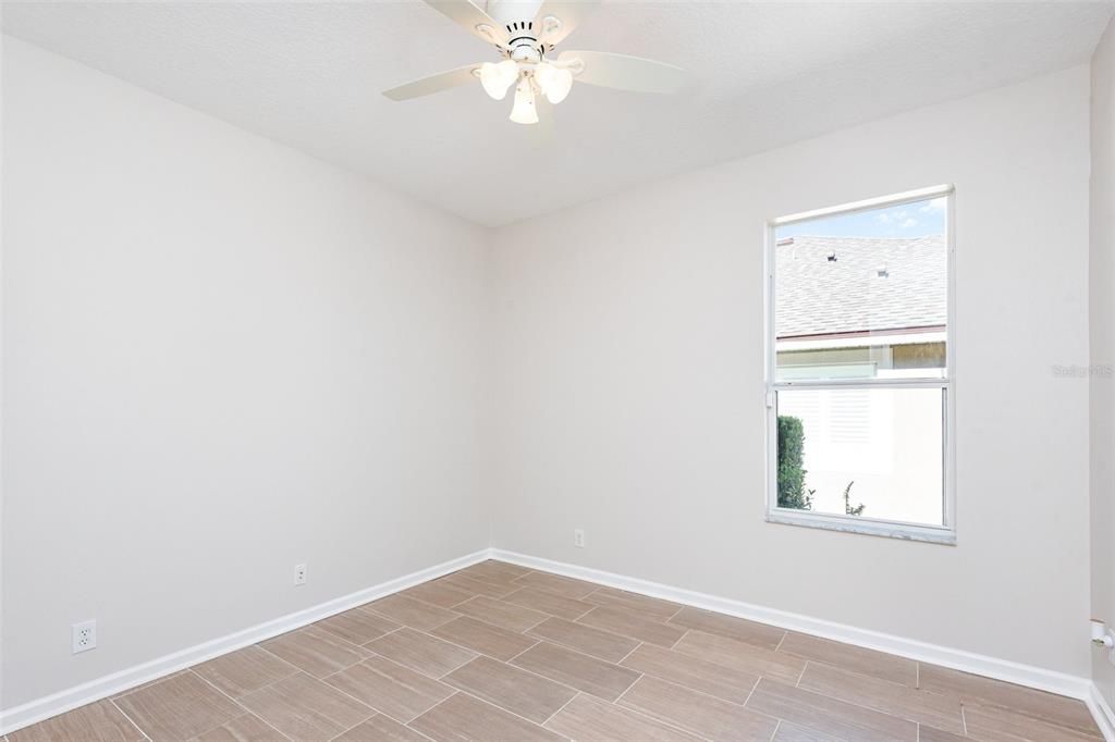 Active With Contract: $300,000 (2 beds, 2 baths, 1528 Square Feet)