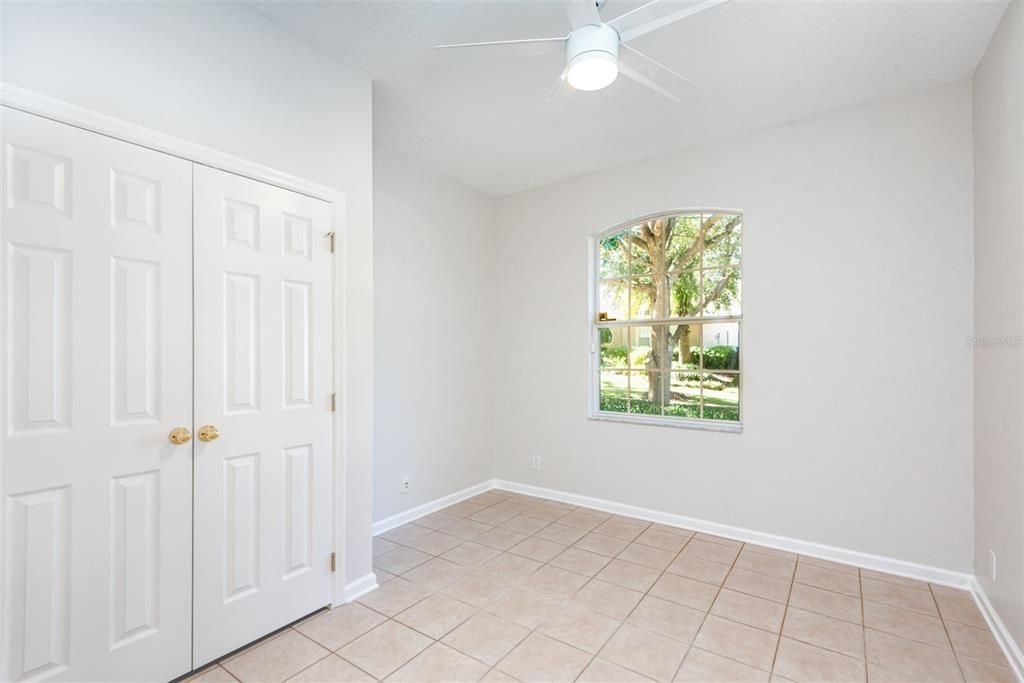 Active With Contract: $300,000 (2 beds, 2 baths, 1528 Square Feet)