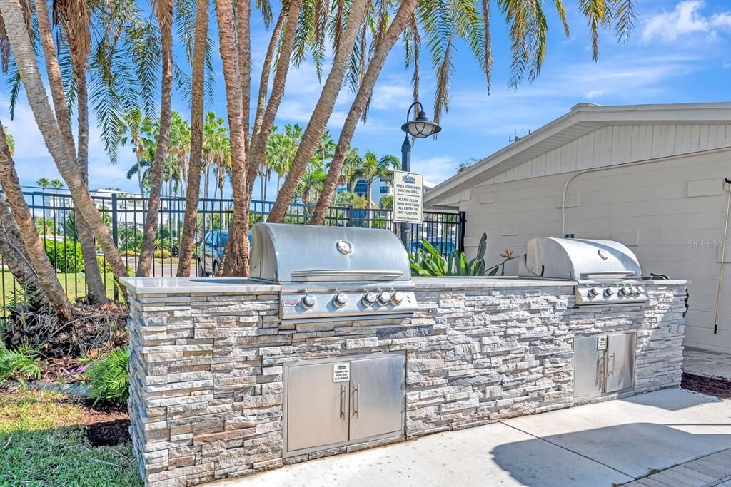 待售: $598,000 (1 贝兹, 1 浴室, 728 平方英尺)