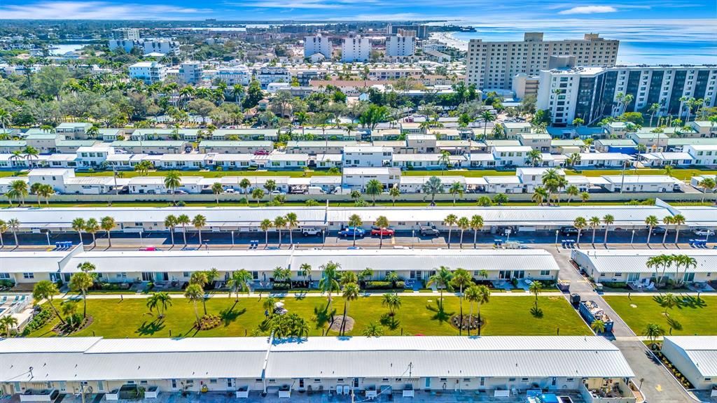 待售: $598,000 (1 贝兹, 1 浴室, 728 平方英尺)