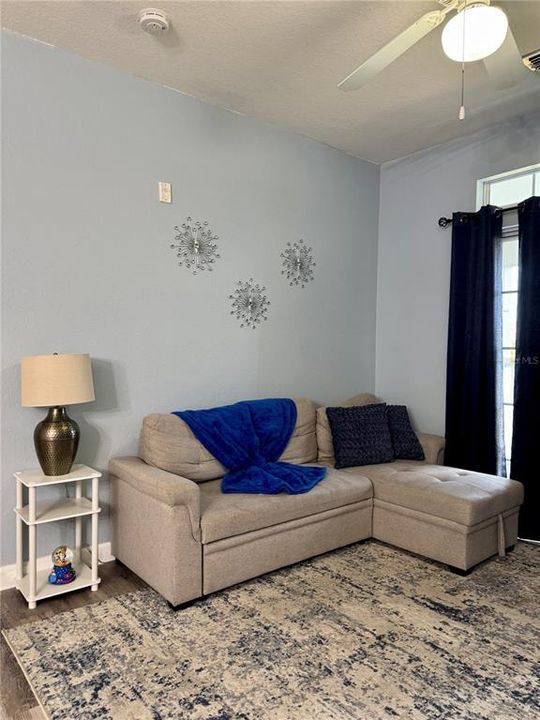 For Sale: $230,000 (2 beds, 2 baths, 1062 Square Feet)