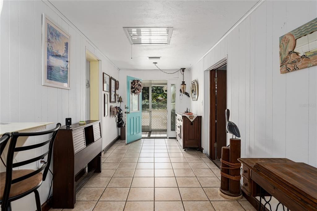 Activo con contrato: $399,000 (3 camas, 2 baños, 2184 Pies cuadrados)