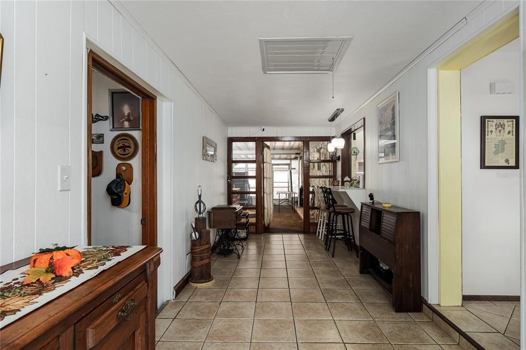 Activo con contrato: $399,000 (3 camas, 2 baños, 2184 Pies cuadrados)