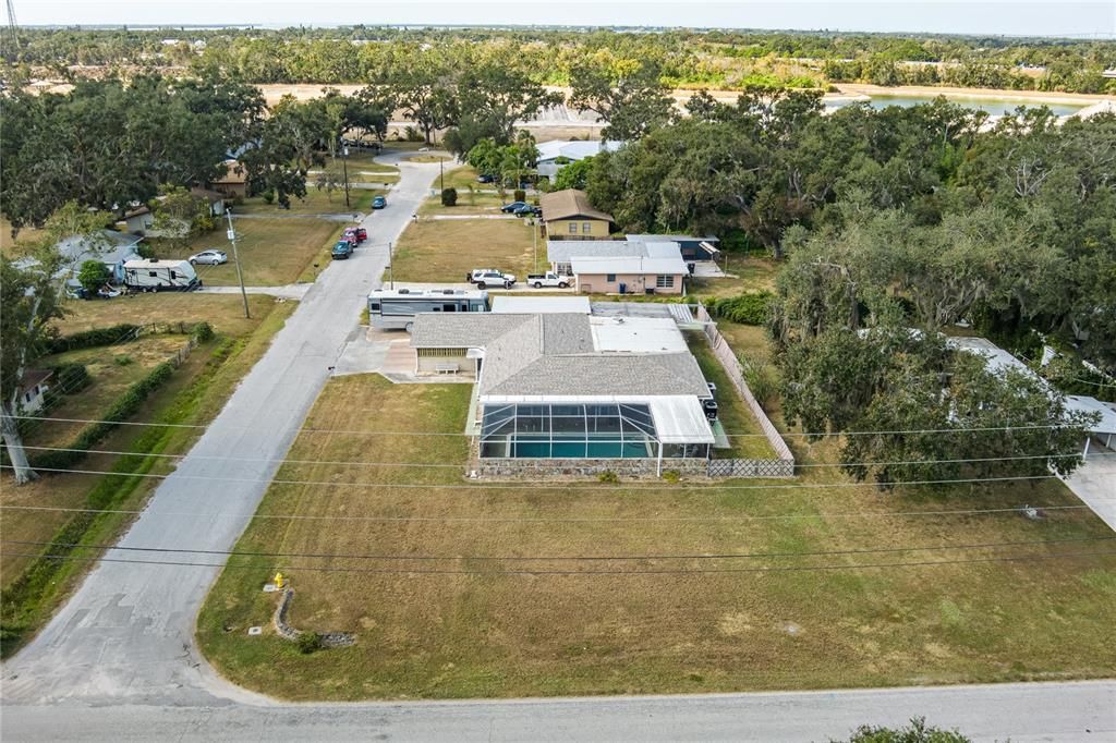 Activo con contrato: $399,000 (3 camas, 2 baños, 2184 Pies cuadrados)