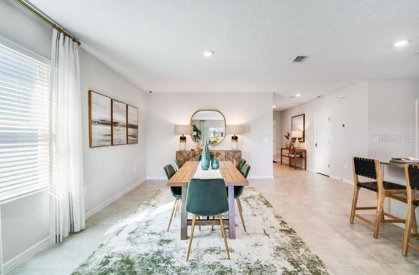 На продажу: $368,384 (4 спален, 3 ванн, 2106 Квадратных фут)