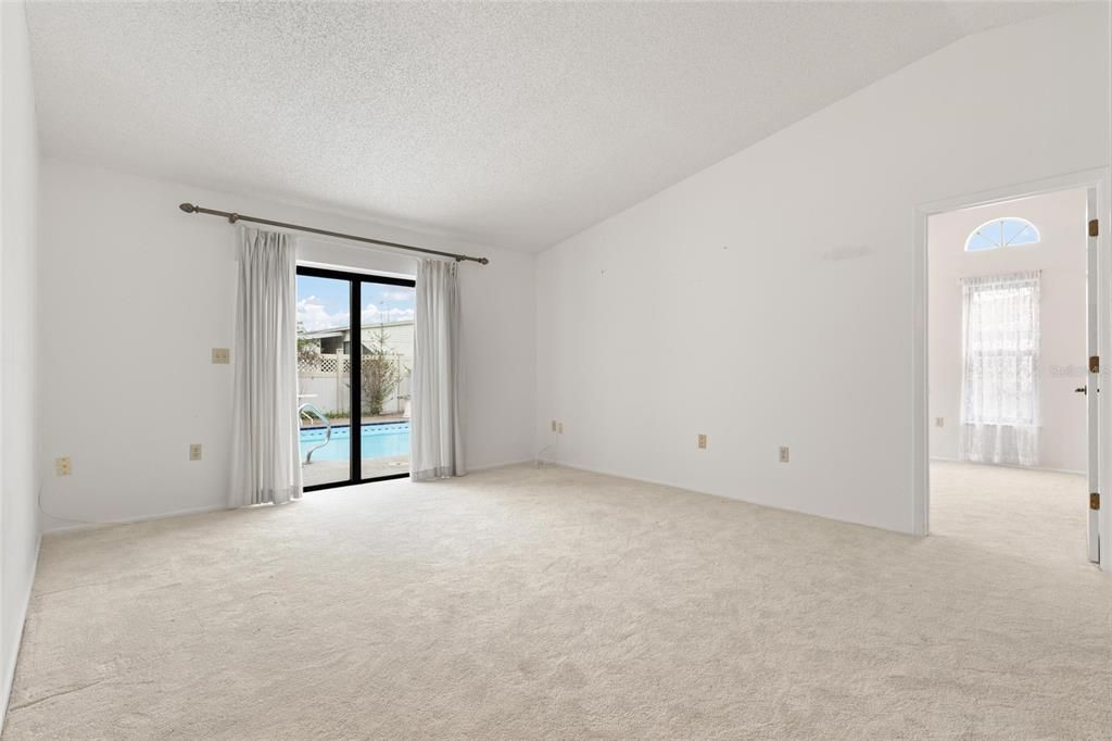 For Sale: $579,737 (4 beds, 2 baths, 2172 Square Feet)