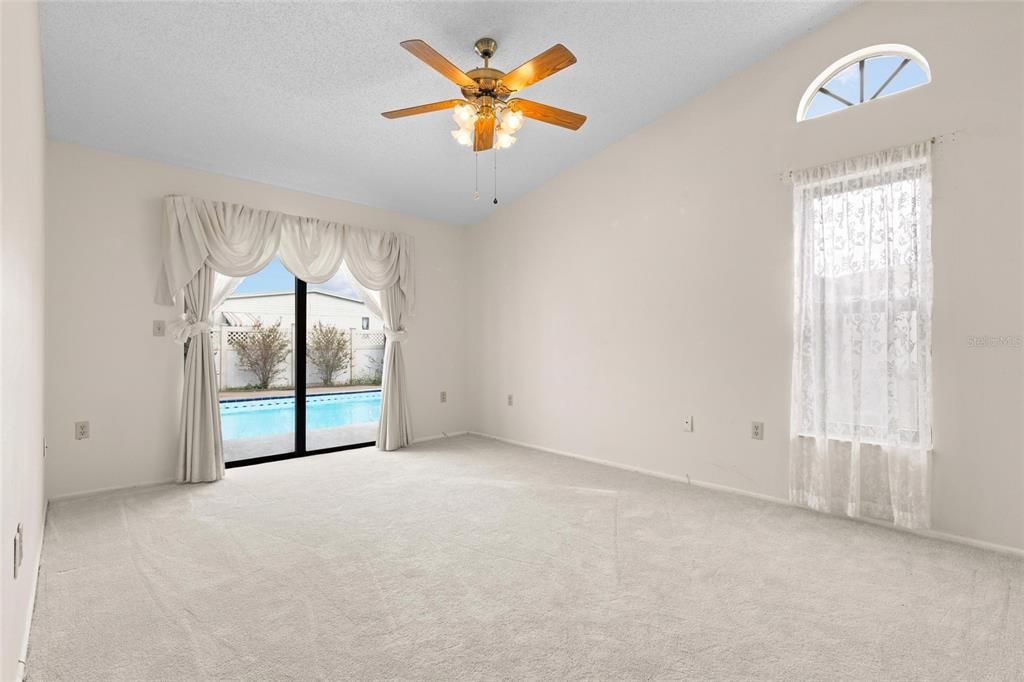 For Sale: $579,737 (4 beds, 2 baths, 2172 Square Feet)