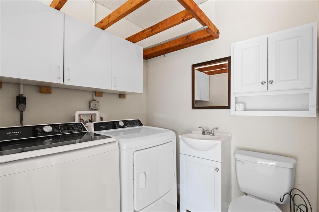 For Sale: $579,737 (4 beds, 2 baths, 2172 Square Feet)