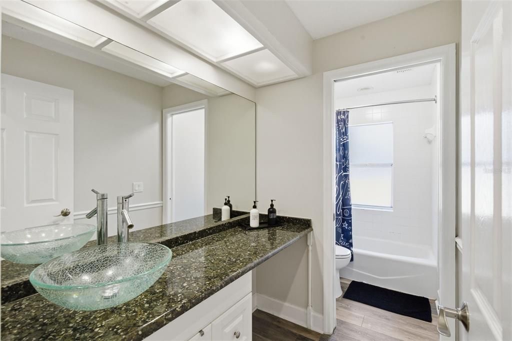 En Venta: $660,000 (4 camas, 3 baños, 2776 Pies cuadrados)