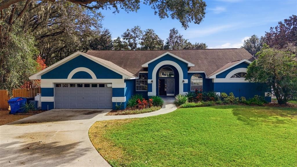 En Venta: $660,000 (4 camas, 3 baños, 2776 Pies cuadrados)