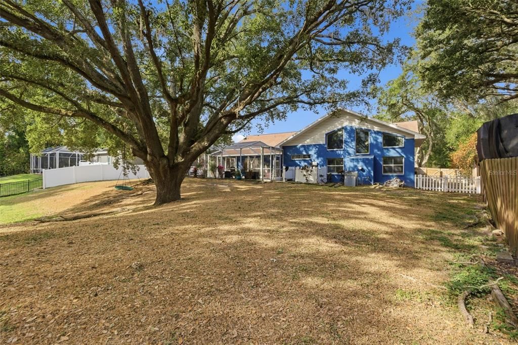 En Venta: $660,000 (4 camas, 3 baños, 2776 Pies cuadrados)