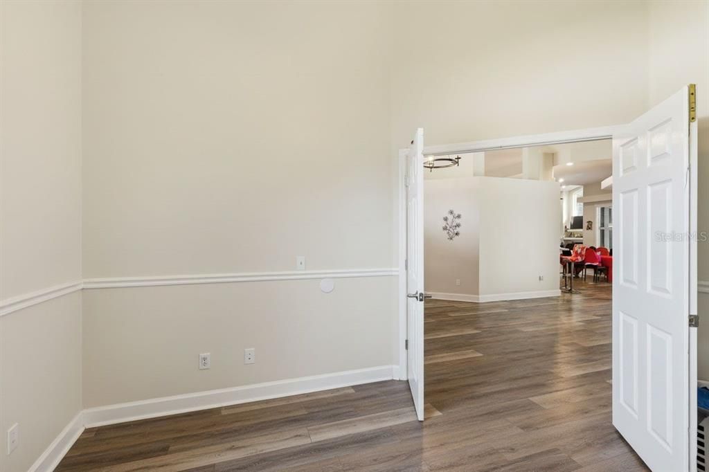 En Venta: $660,000 (4 camas, 3 baños, 2776 Pies cuadrados)