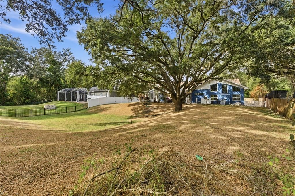 En Venta: $660,000 (4 camas, 3 baños, 2776 Pies cuadrados)