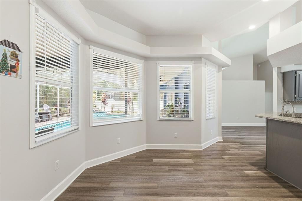 En Venta: $660,000 (4 camas, 3 baños, 2776 Pies cuadrados)