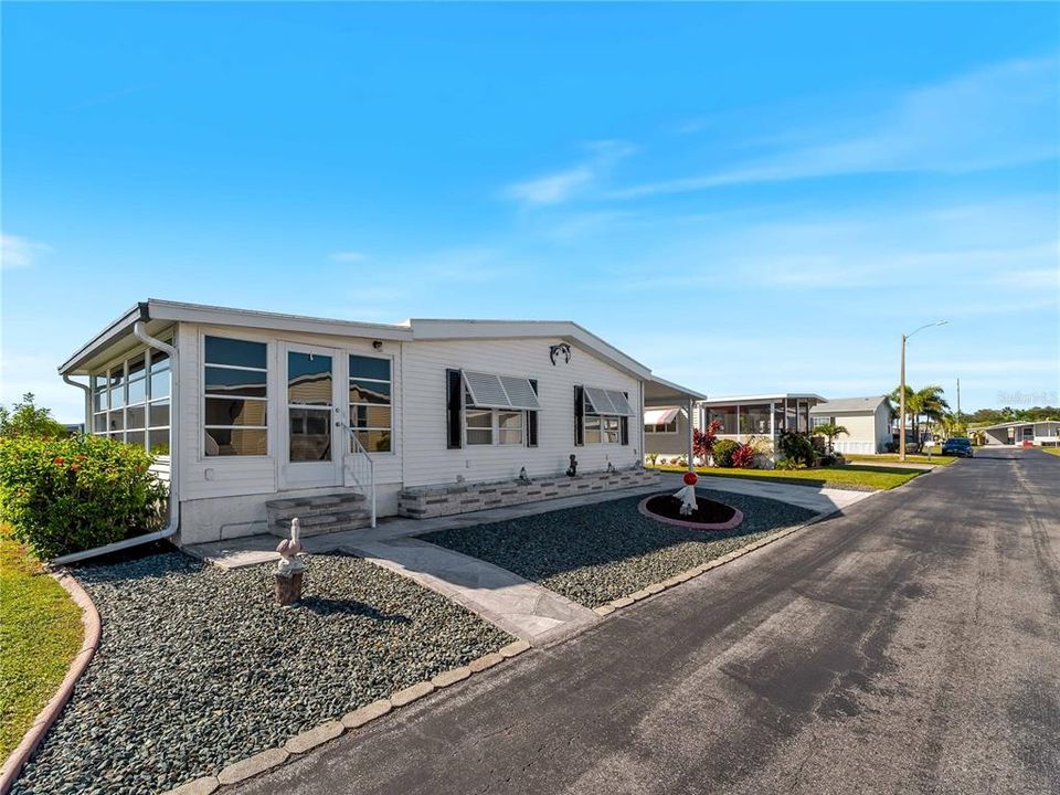 Activo con contrato: $175,000 (2 camas, 2 baños, 1056 Pies cuadrados)