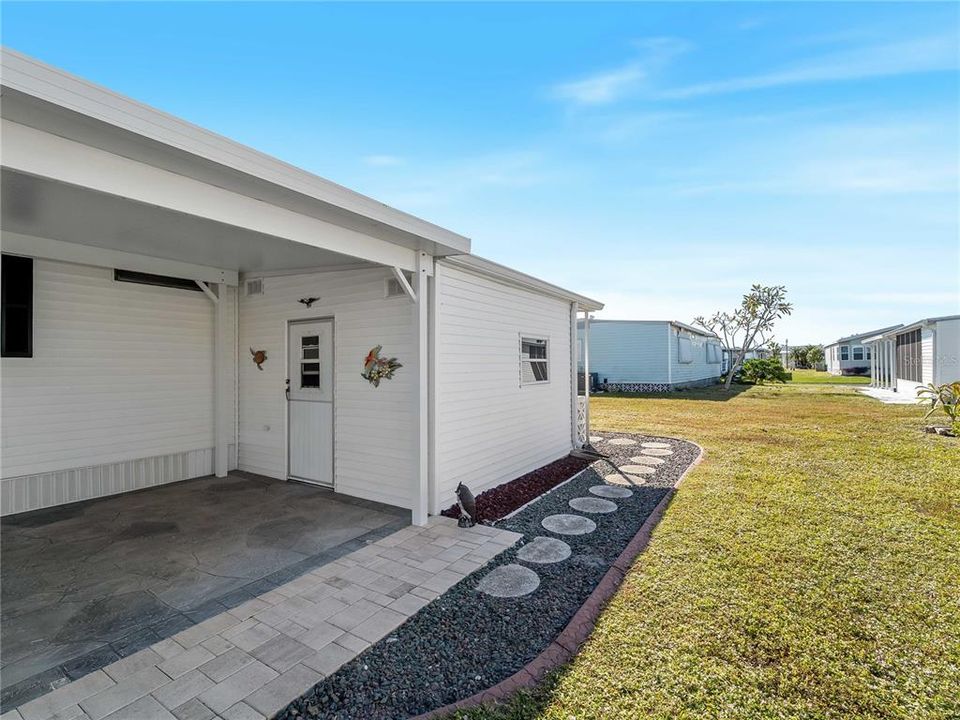 Activo con contrato: $175,000 (2 camas, 2 baños, 1056 Pies cuadrados)