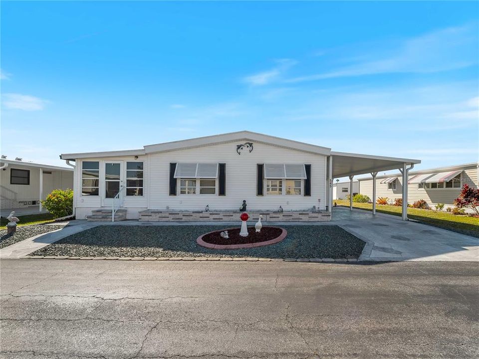 Activo con contrato: $175,000 (2 camas, 2 baños, 1056 Pies cuadrados)