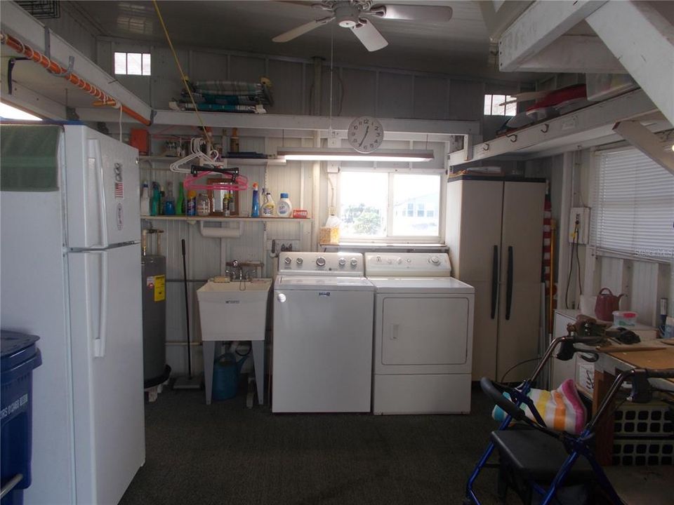 Activo con contrato: $175,000 (2 camas, 2 baños, 1056 Pies cuadrados)