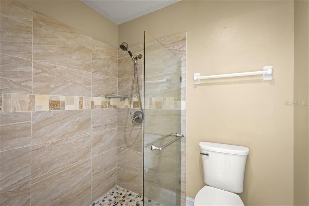 待售: $900,000 (4 贝兹, 2 浴室, 2654 平方英尺)