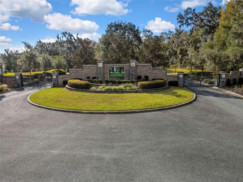 For Sale: $439,000 (3 beds, 2 baths, 2189 Square Feet)