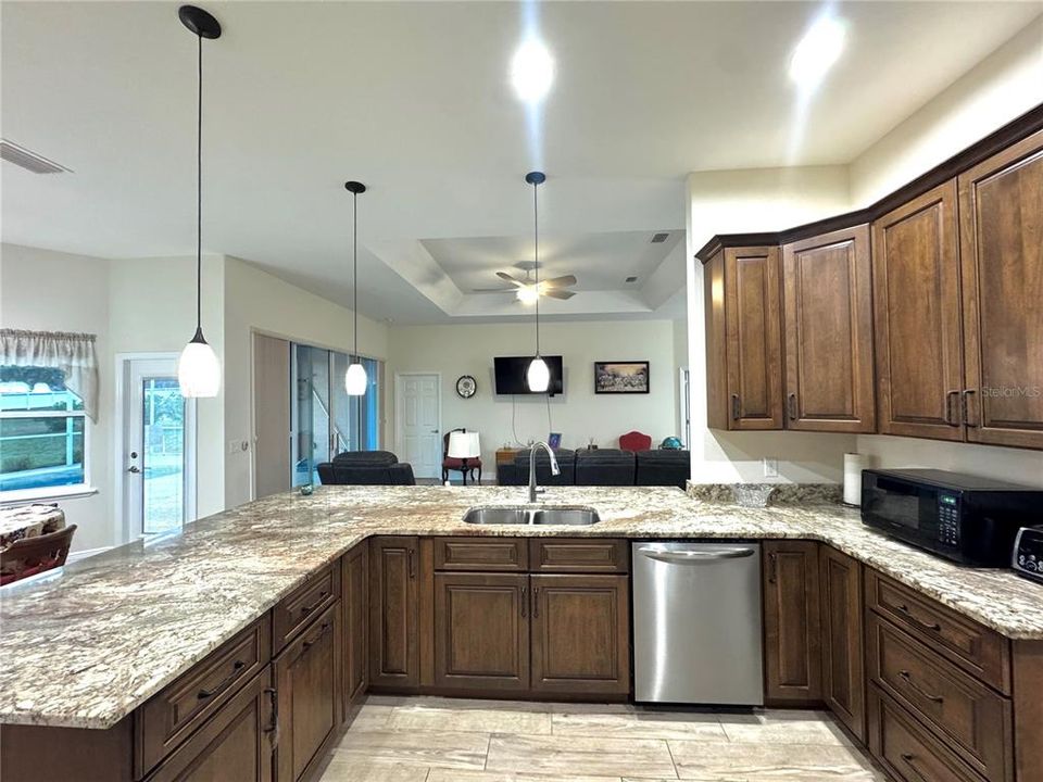 For Sale: $439,000 (3 beds, 2 baths, 2189 Square Feet)