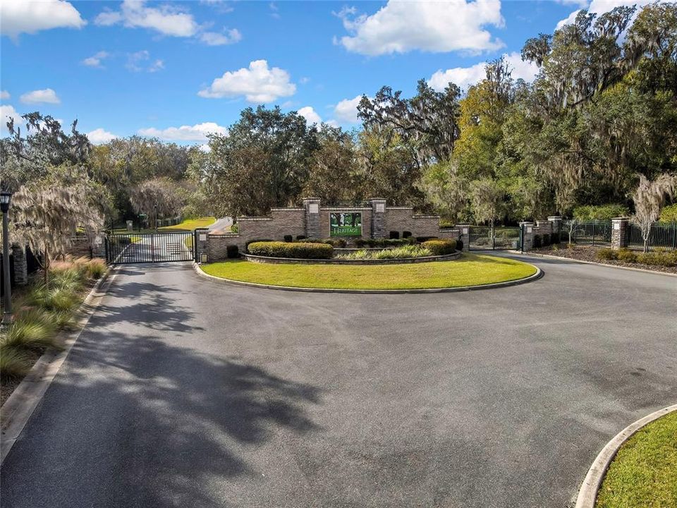 For Sale: $439,000 (3 beds, 2 baths, 2189 Square Feet)